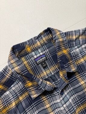 patagonia shirt men Xl blue yellow plaid long sleeve button down organic cotton